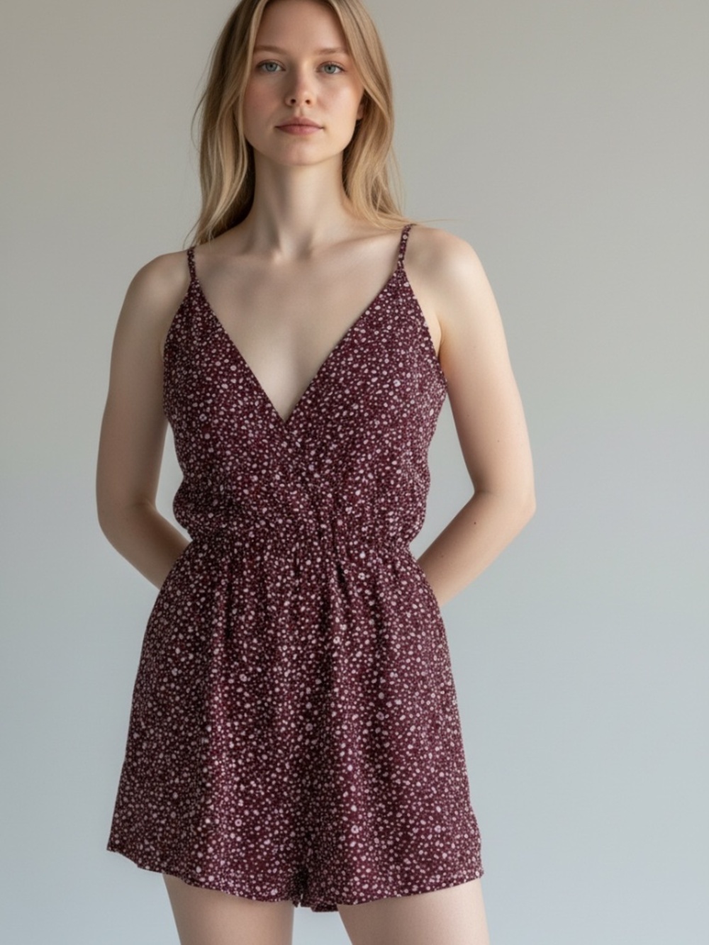 SHEIN Maroon Floral Surplice V-Neck Romper Size Medium